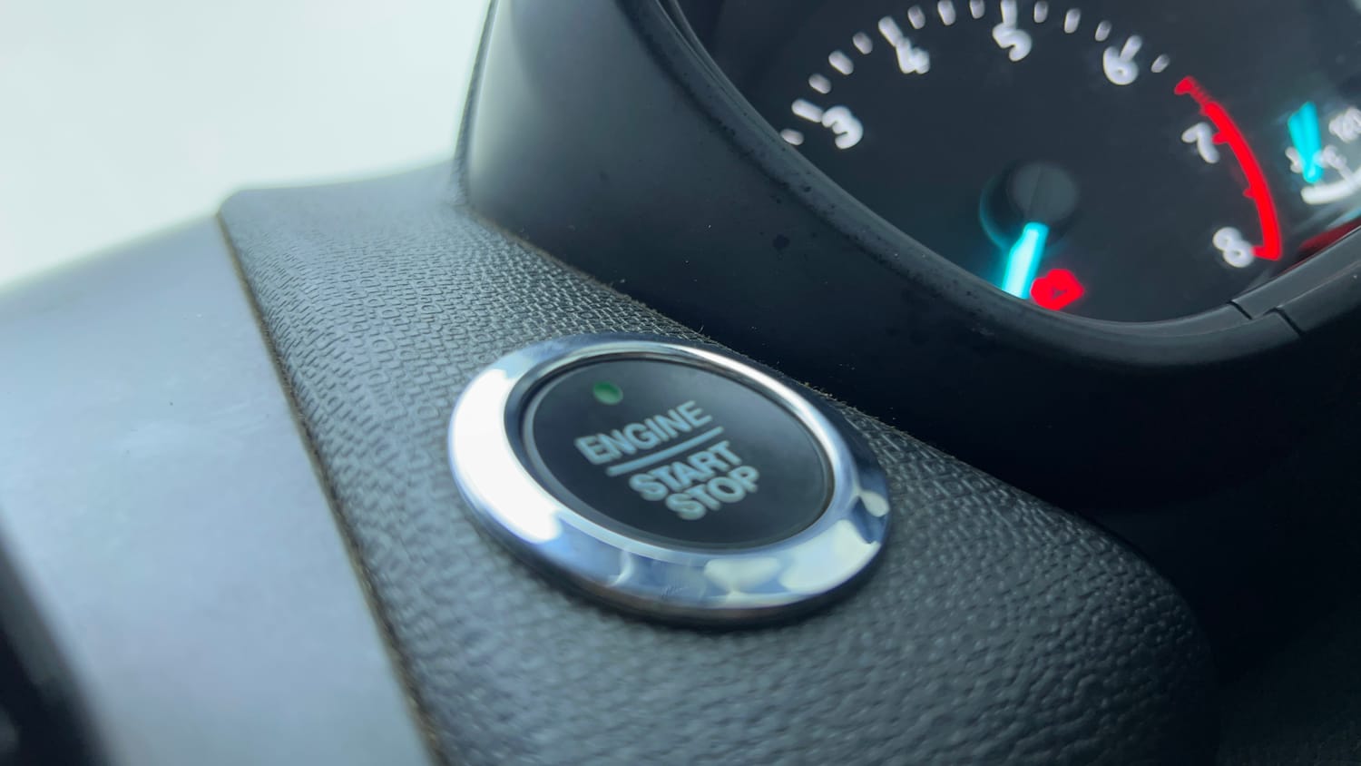 Used 2019 Ford EcoSport Titanium + 1.5L Ti-VCT AT Petrol Automatic top_features Keyless start
