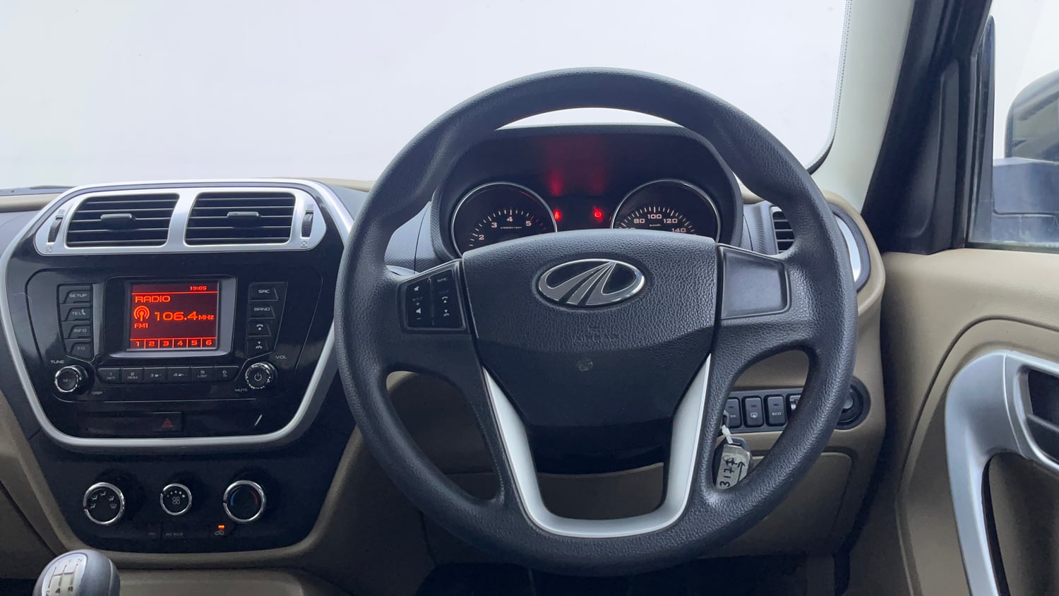 Used 2016 Mahindra TUV300 T8 Diesel Manual interior STEERING VIEW