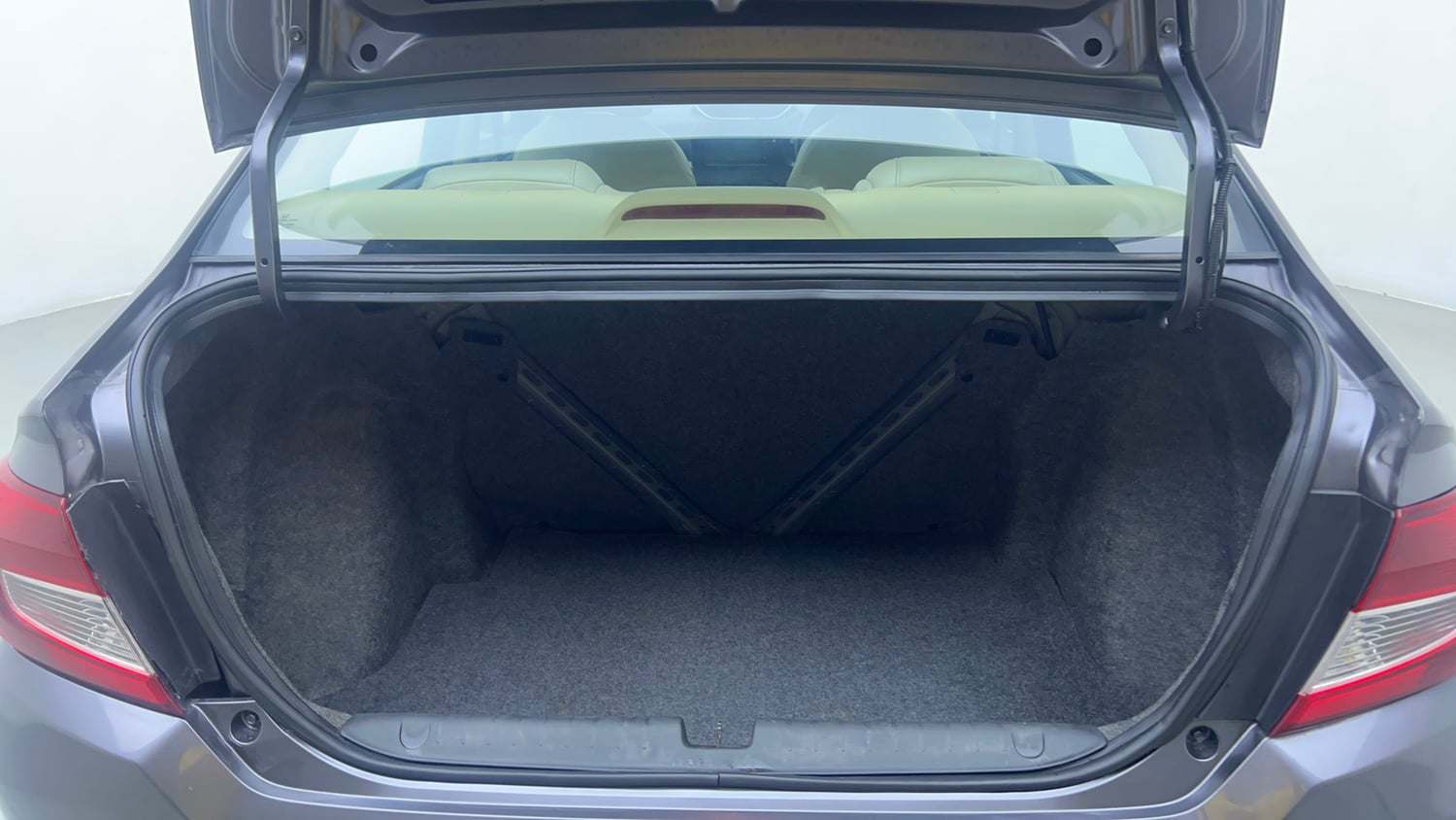 Used 2019 Honda Amaze 1.2 S MT Petrol Petrol Manual interior DICKY INSIDE VIEW