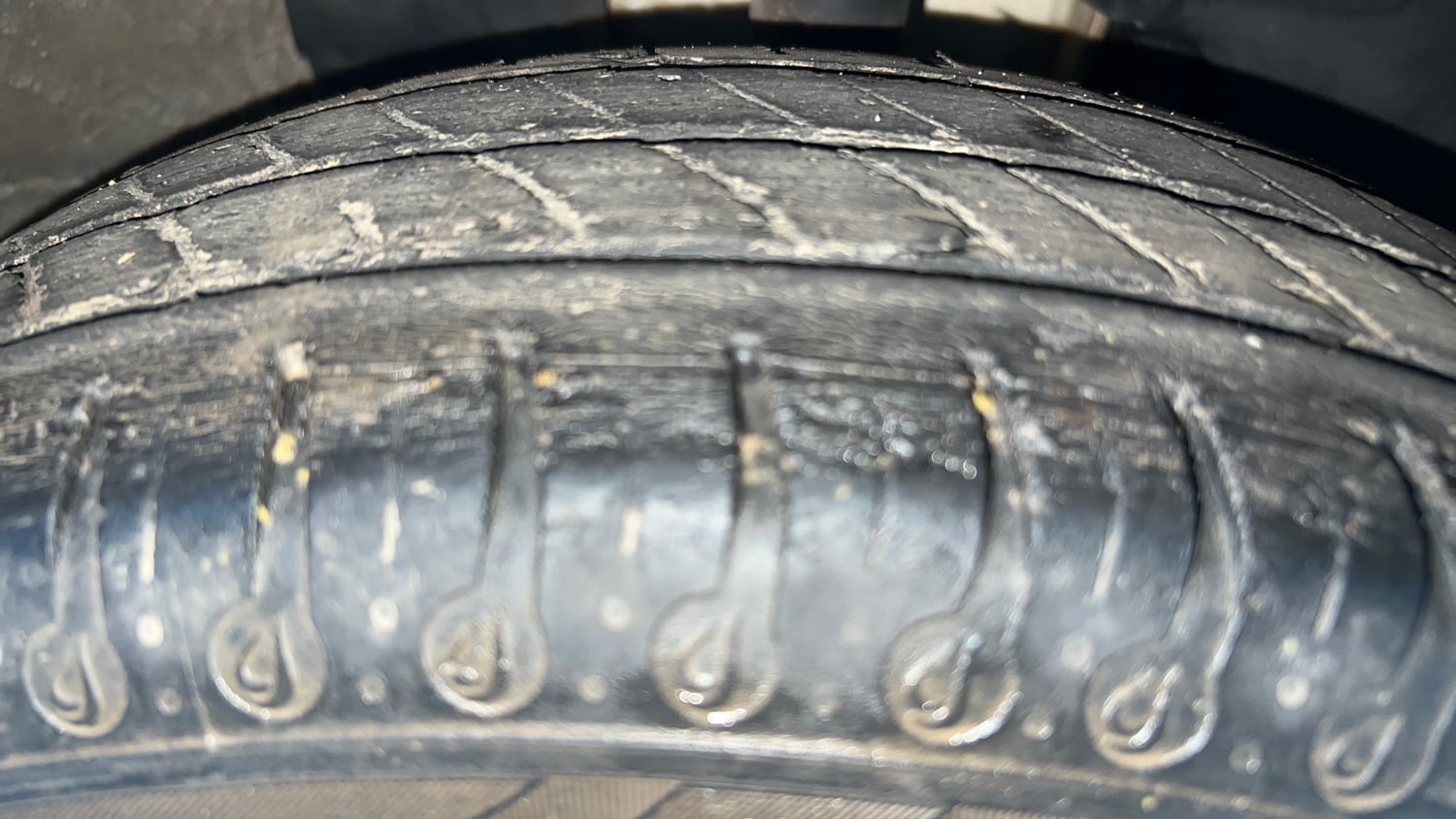 Used 2020 Renault Kwid 1.0 RXT Opt Petrol Manual tyres RIGHT FRONT TYRE TREAD VIEW