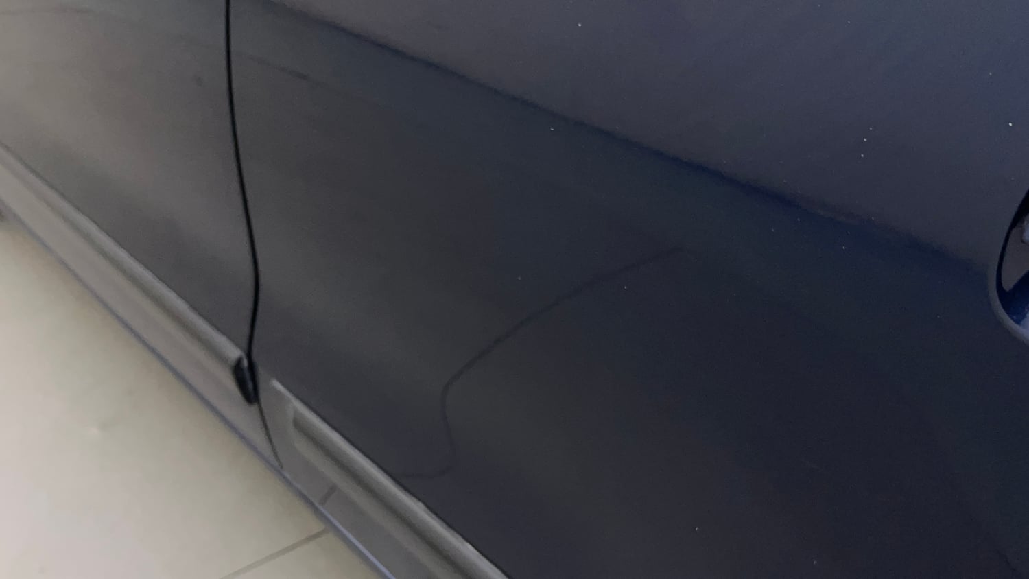 Used 2017 Maruti Suzuki Wagon R 1.0 VXI AMT Petrol Automatic dents MINOR SCRATCH