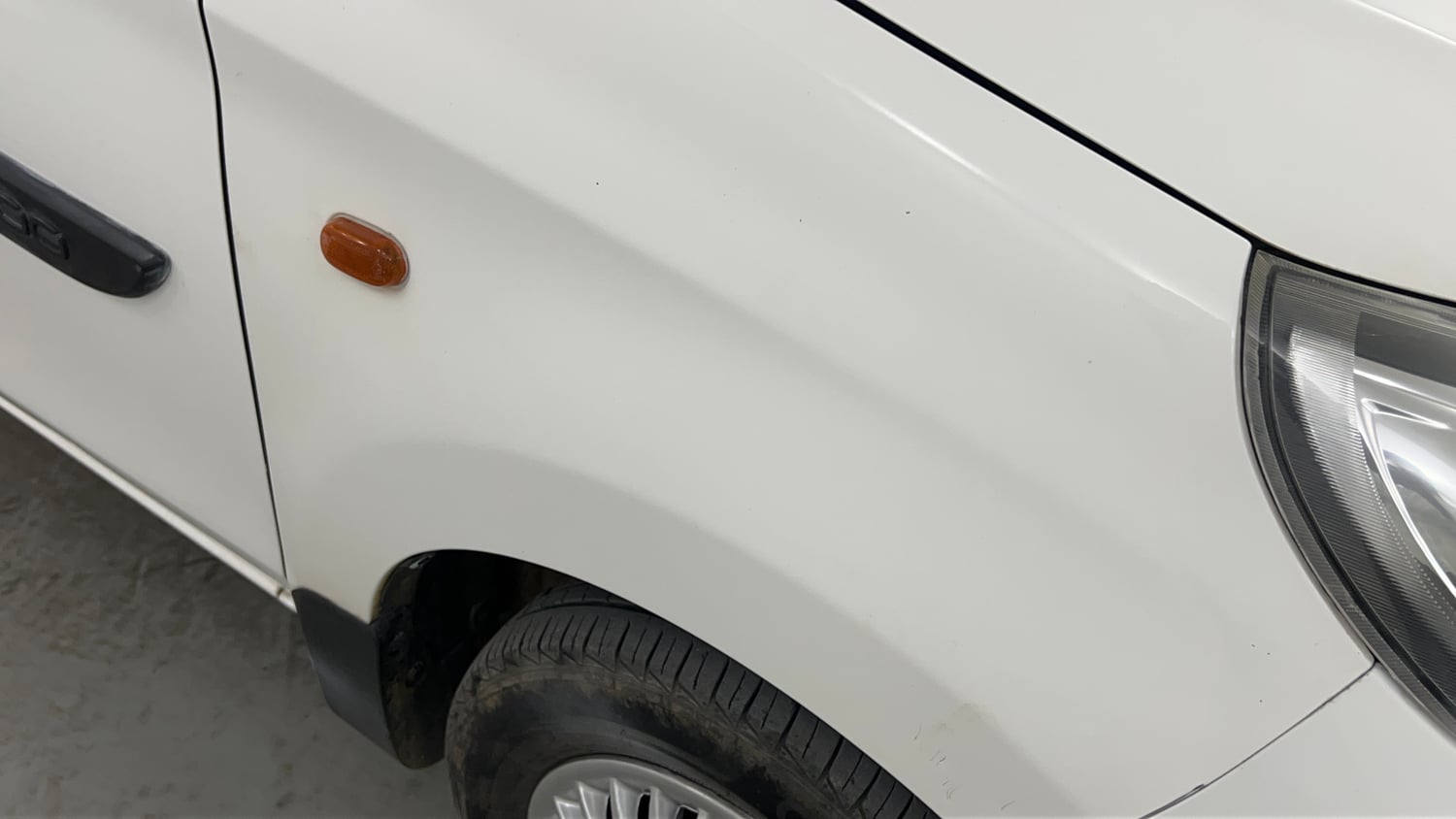 Used 2021 Maruti Suzuki Alto 800 LXi Petrol Manual dents MINOR DENT