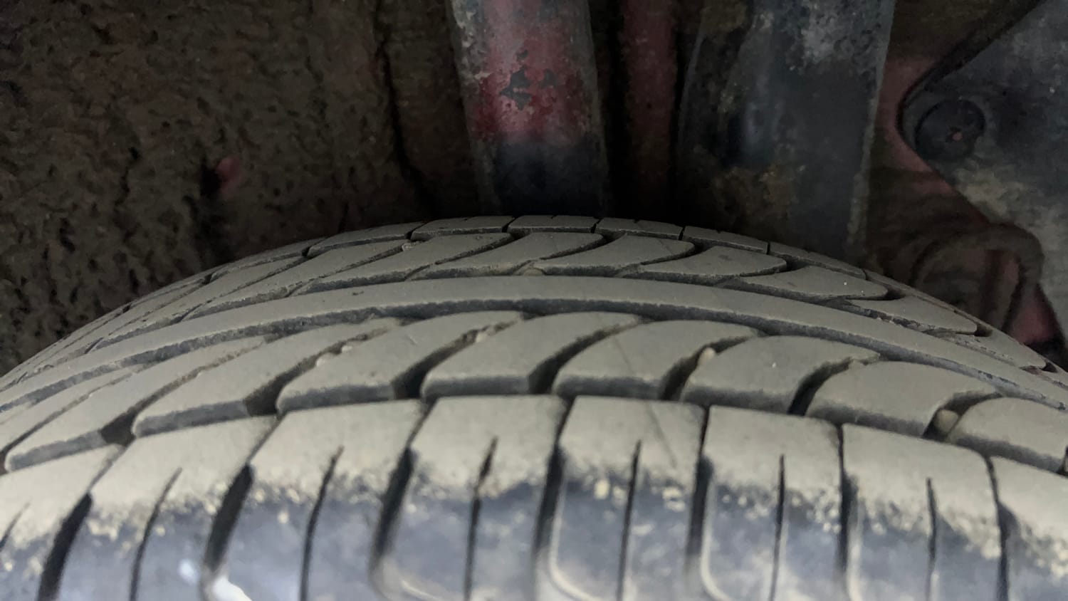 Used 2019 Hyundai Elite i20 Magna Plus 1.2 Petrol Manual tyres LEFT REAR TYRE TREAD VIEW