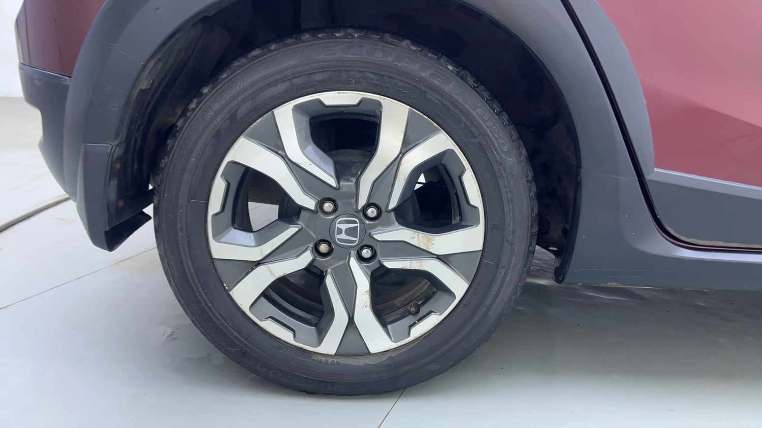 Used 2018 Honda WR-V VX MT Petrol Petrol Manual tyres RIGHT REAR TYRE RIM VIEW