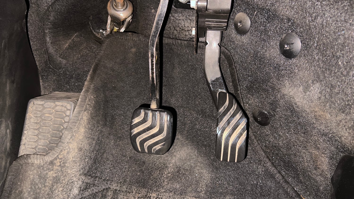 Used 2022 Renault Kiger RXZ Turbo CVT Petrol Automatic interior PEDALS VIEW