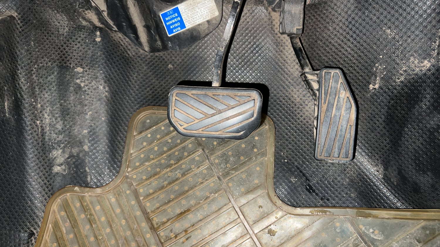 Used 2017 Maruti Suzuki Baleno Zeta 1.2 AT Petrol Automatic interior PEDALS VIEW
