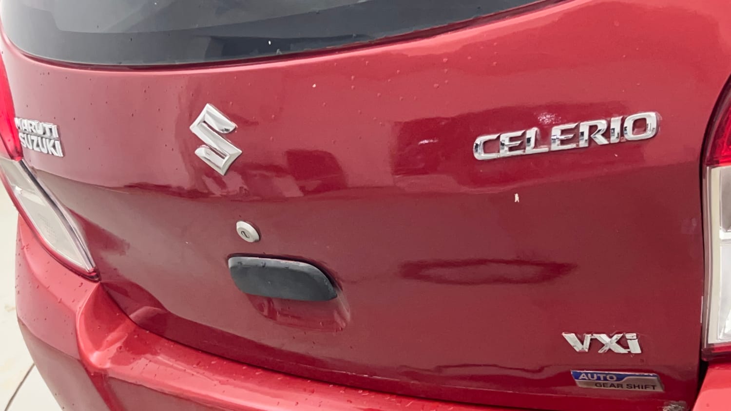 Used 2017 Maruti Suzuki Celerio VXi AMT Petrol Automatic dents MINOR DENT