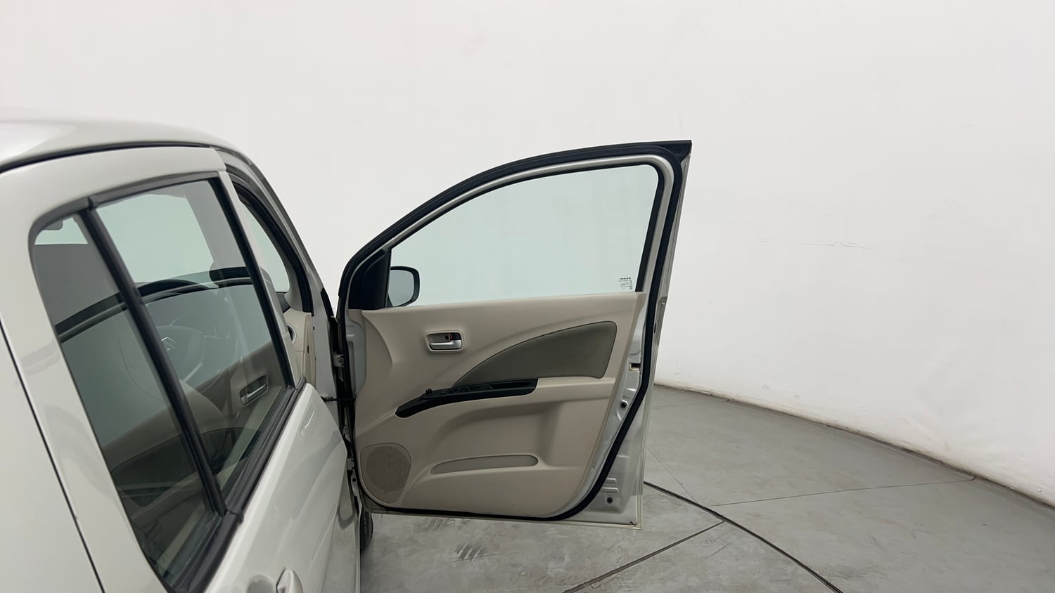 Used 2020 Maruti Suzuki Celerio ZXi Petrol Manual interior RIGHT FRONT DOOR OPEN VIEW