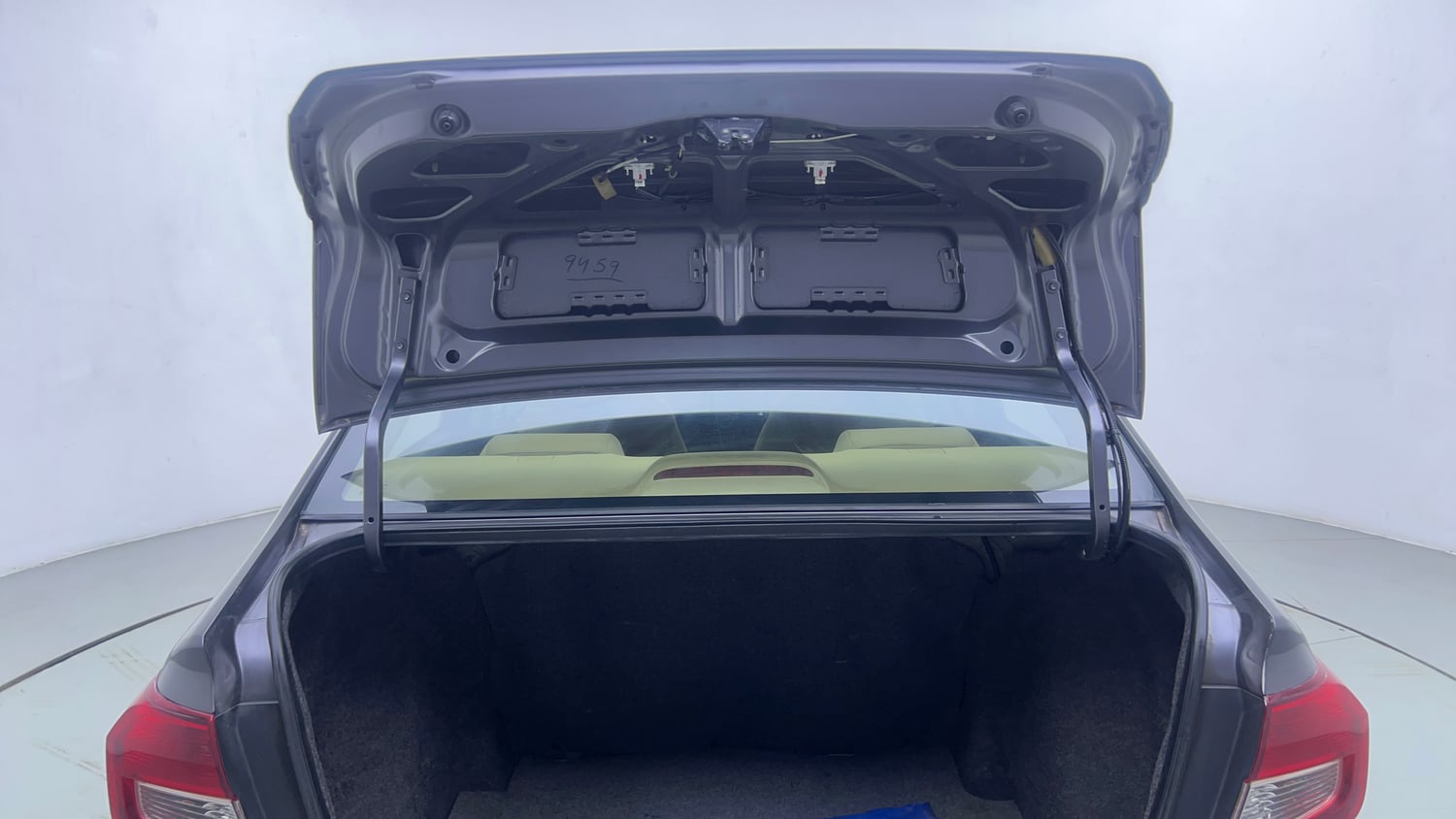 Used 2019 Honda Amaze 1.2 S MT Petrol Petrol Manual interior DICKY DOOR OPEN VIEW