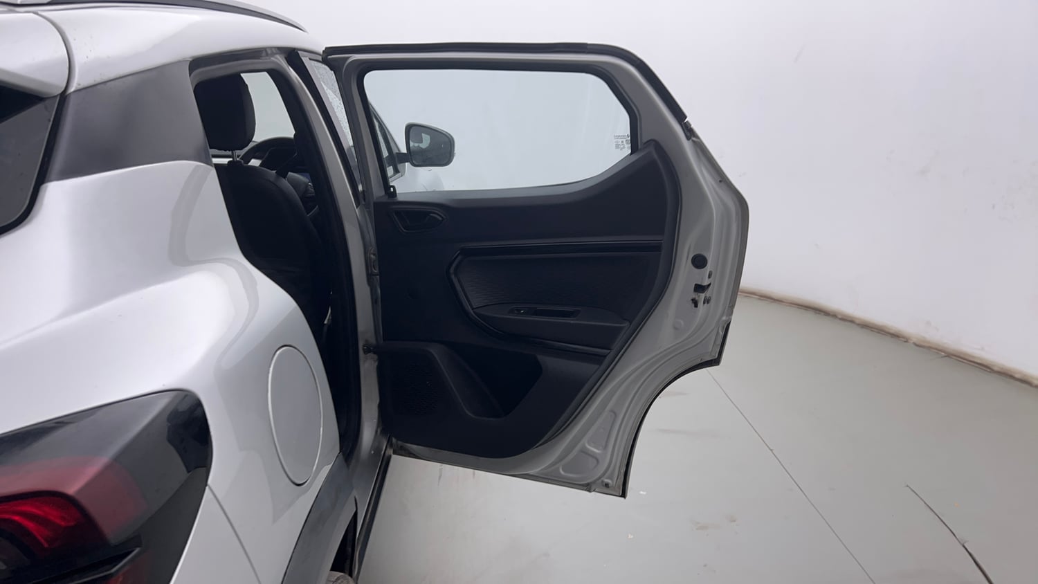 Used 2021 Renault Kiger RXL MT Petrol Manual interior RIGHT REAR DOOR OPEN VIEW
