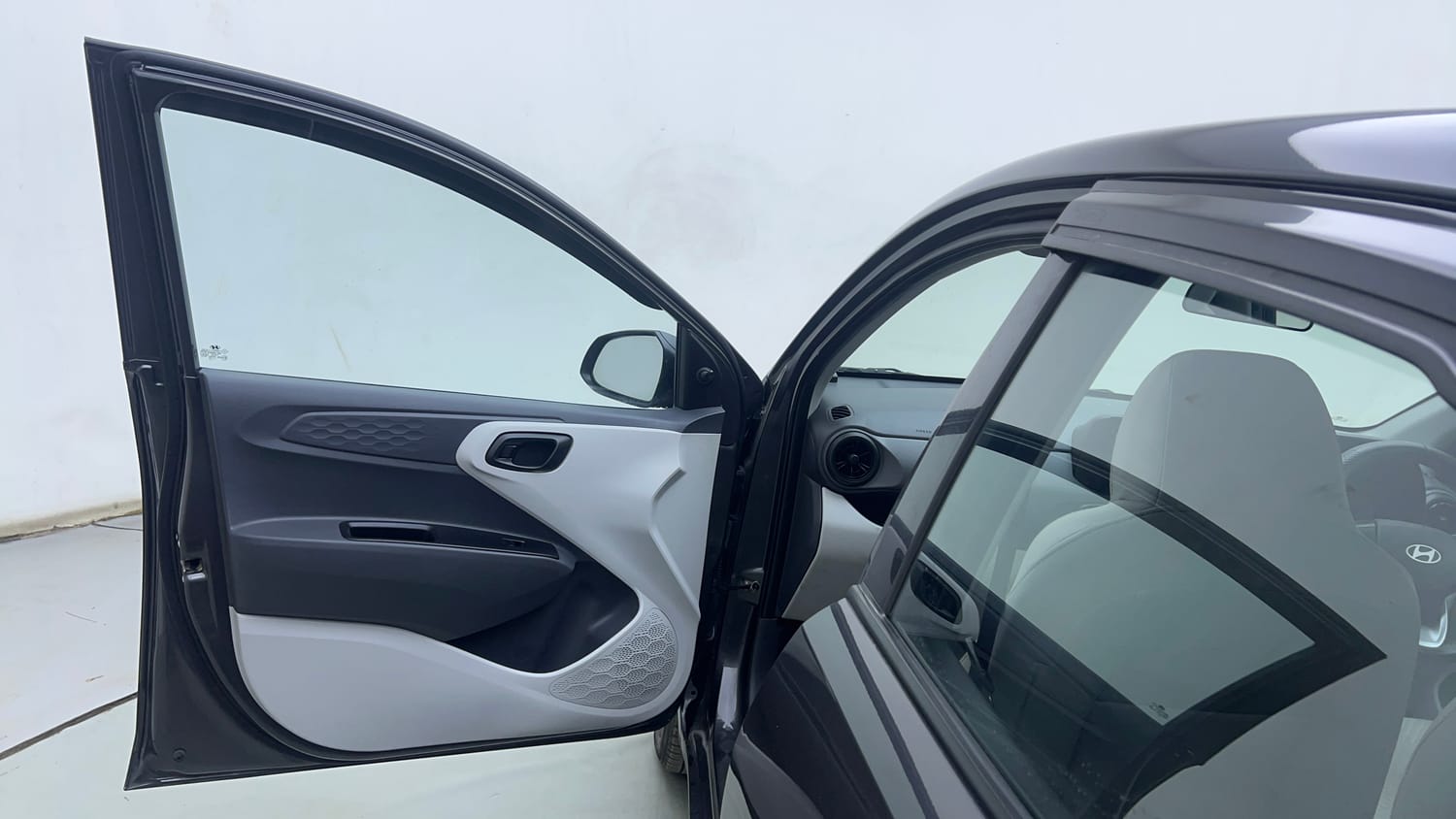 Used 2023 Hyundai Grand i10 Nios Era 1.2 Kappa VTVT Petrol Manual interior LEFT FRONT DOOR OPEN VIEW