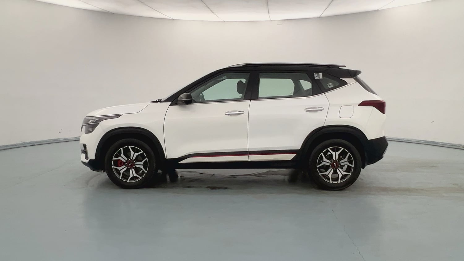 Used 2020 Kia Seltos GTX Plus DCT 1.4 Petrol Automatic exterior LEFT SIDE VIEW