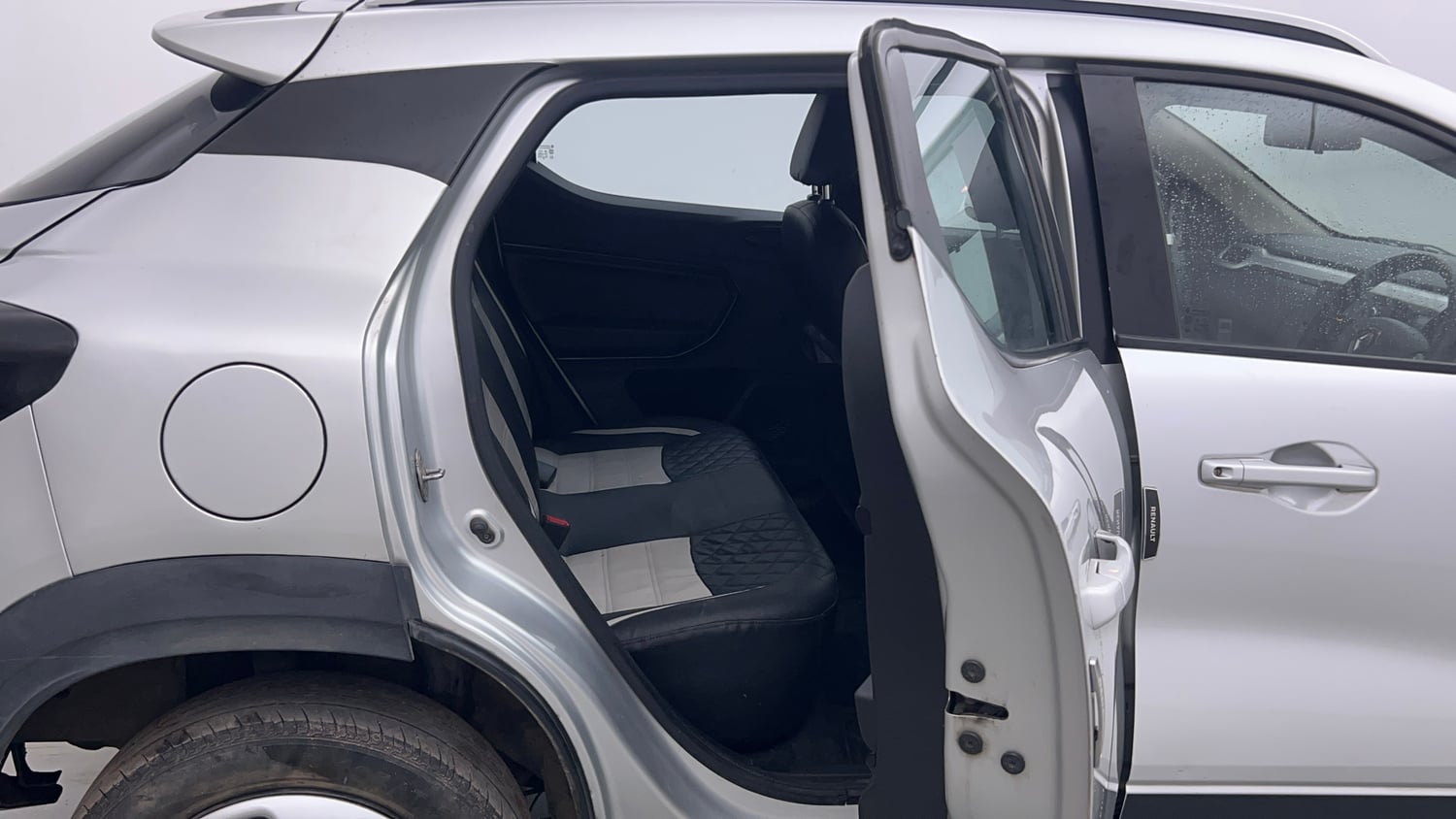 Used 2021 Renault Kiger RXL MT Petrol Manual interior RIGHT SIDE REAR DOOR CABIN VIEW