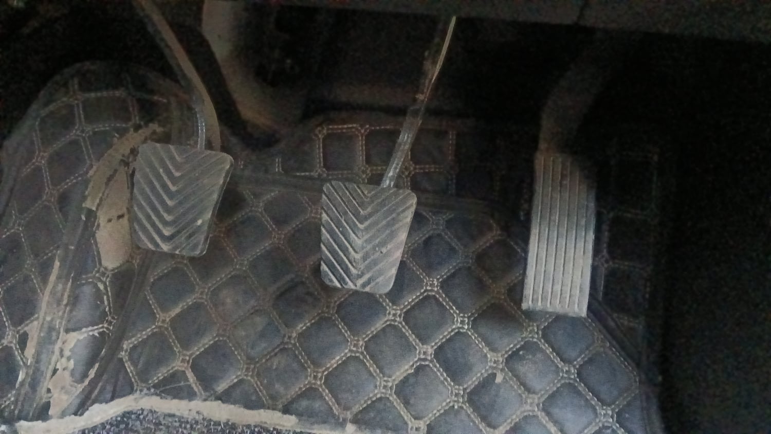 Used 2025 Kia Sonet HTK Plus (O) 1.2 Petrol MT Petrol Manual interior PEDALS VIEW