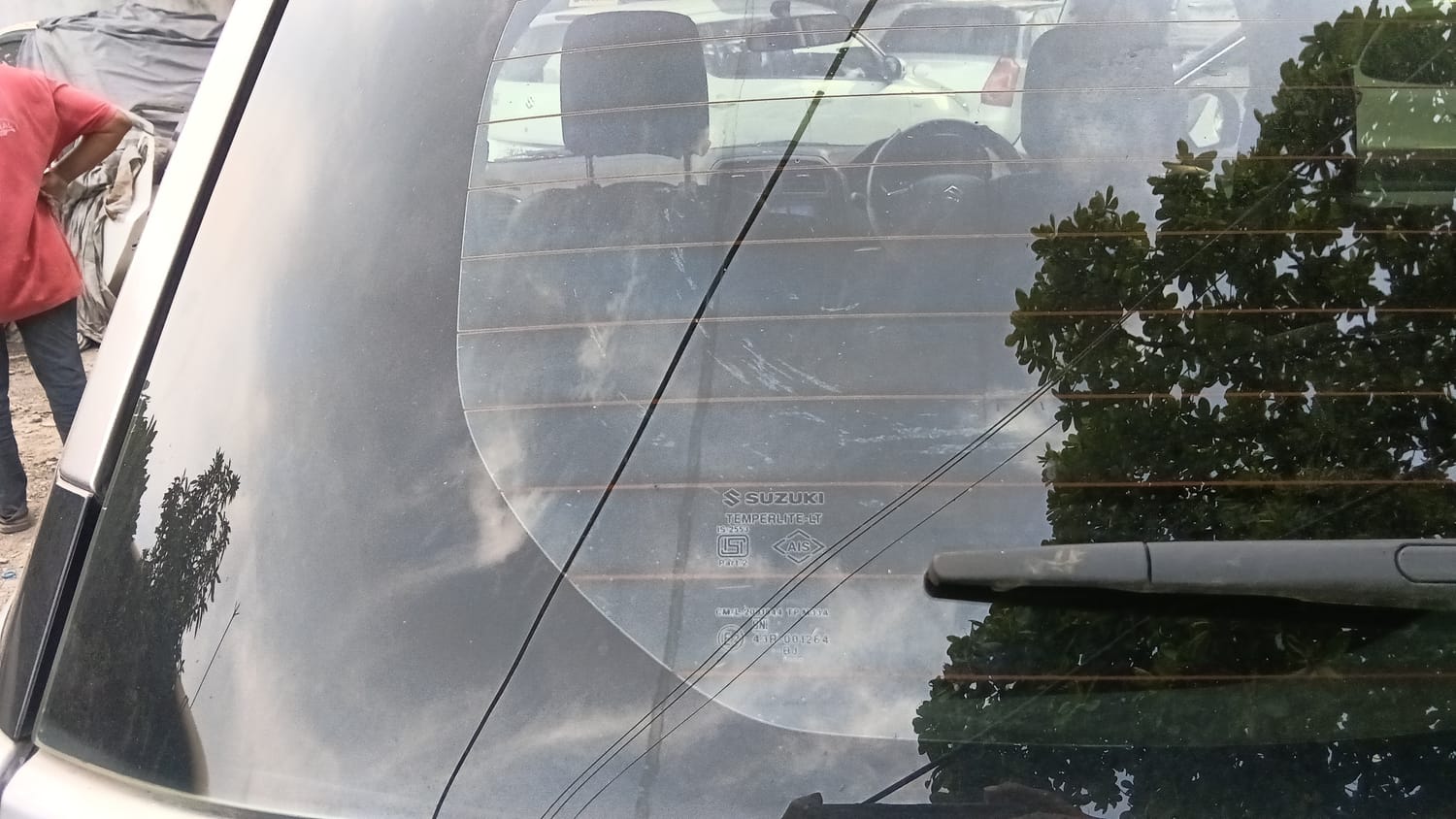 Used 2019 Maruti Suzuki Vitara Brezza [2016-2020] ZDi Diesel Manual top_features Rear defogger