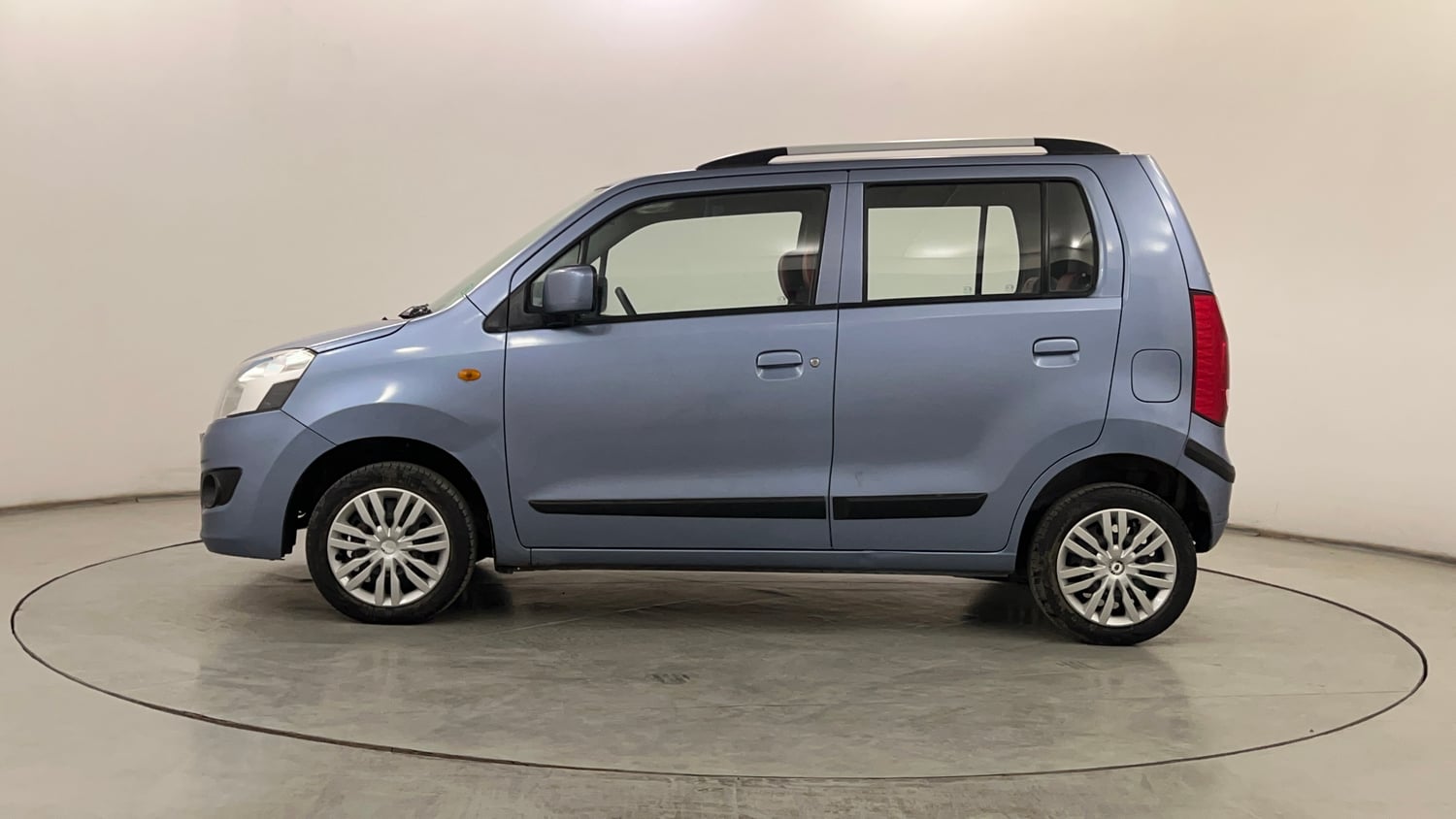 Used 2014 Maruti Suzuki Wagon R VXI Petrol Manual exterior LEFT SIDE VIEW