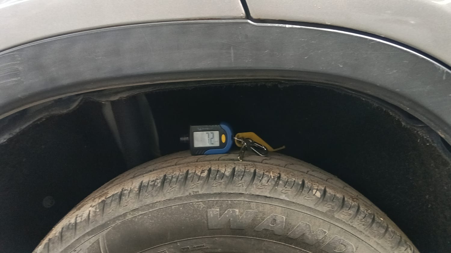 Used 2019 Maruti Suzuki Vitara Brezza [2016-2020] ZDi Diesel Manual tyres RIGHT REAR TYRE TREAD VIEW