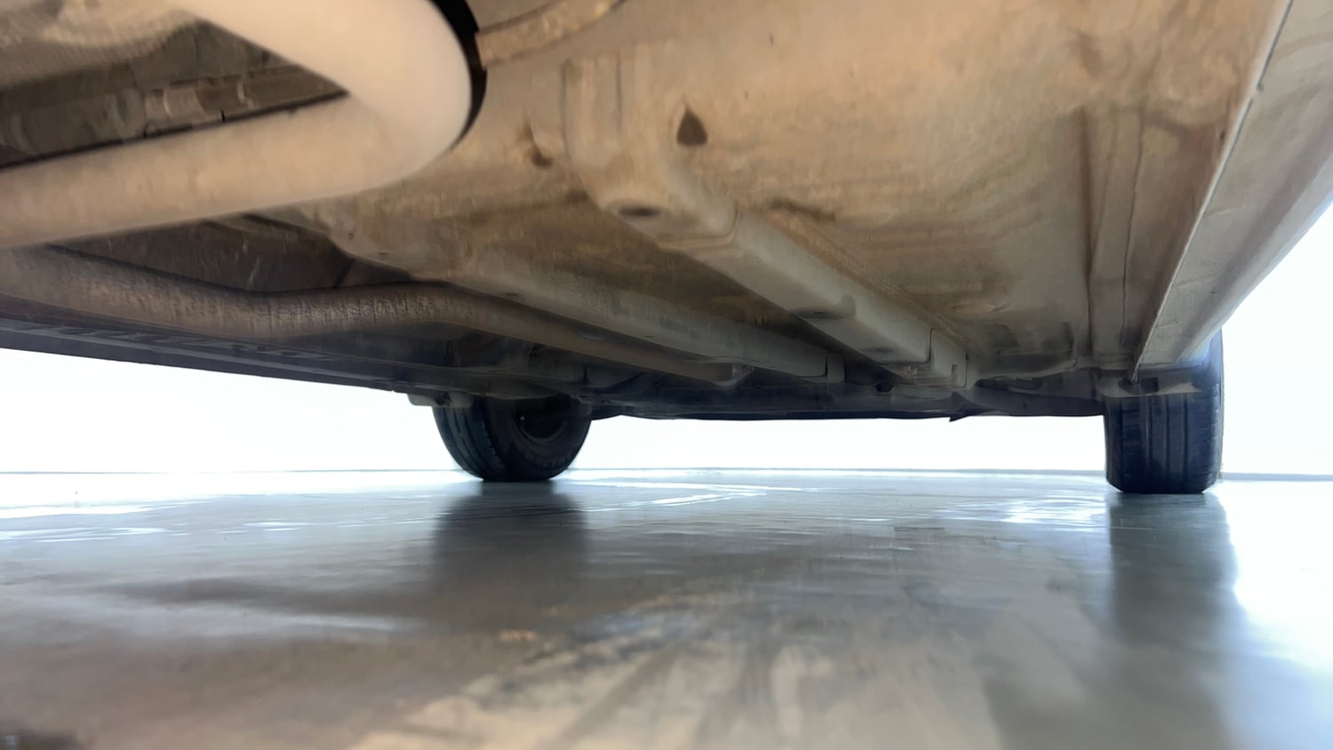 Used 2017 Hyundai Elite i20 Magna Executive 1.2 Petrol Manual extra REAR RIGHT UNDERBODY VIEW