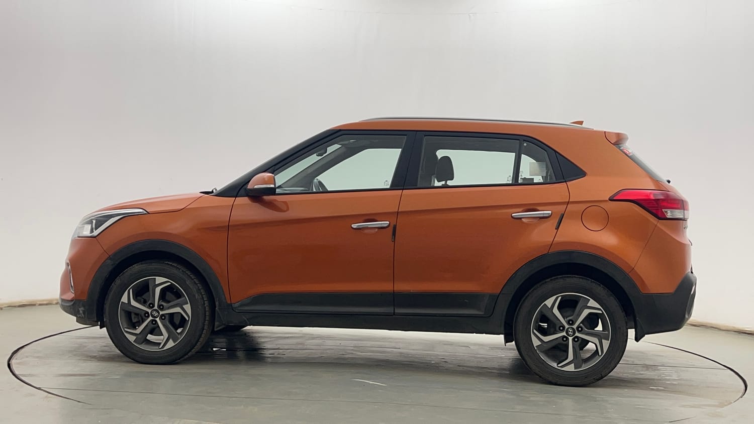 Used 2018 Hyundai Creta SX 1.6 CRDi (O) Diesel Manual exterior LEFT SIDE VIEW
