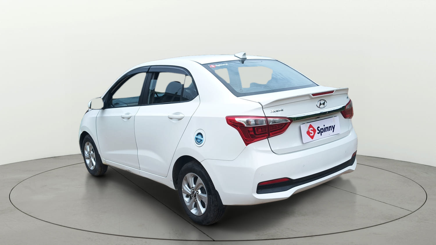 Used 2018 Hyundai Xcent SX Petrol Manual exterior LEFT REAR CORNER VIEW