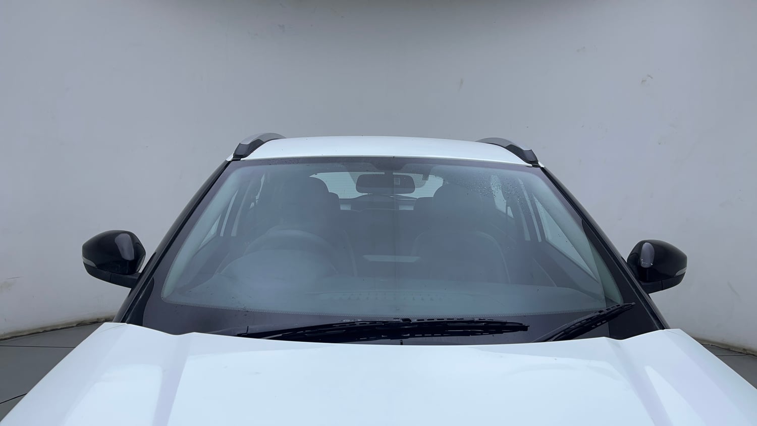 Used 2021 Tata Nexon XZ Plus Diesel Diesel Manual exterior FRONT WINDSHIELD VIEW