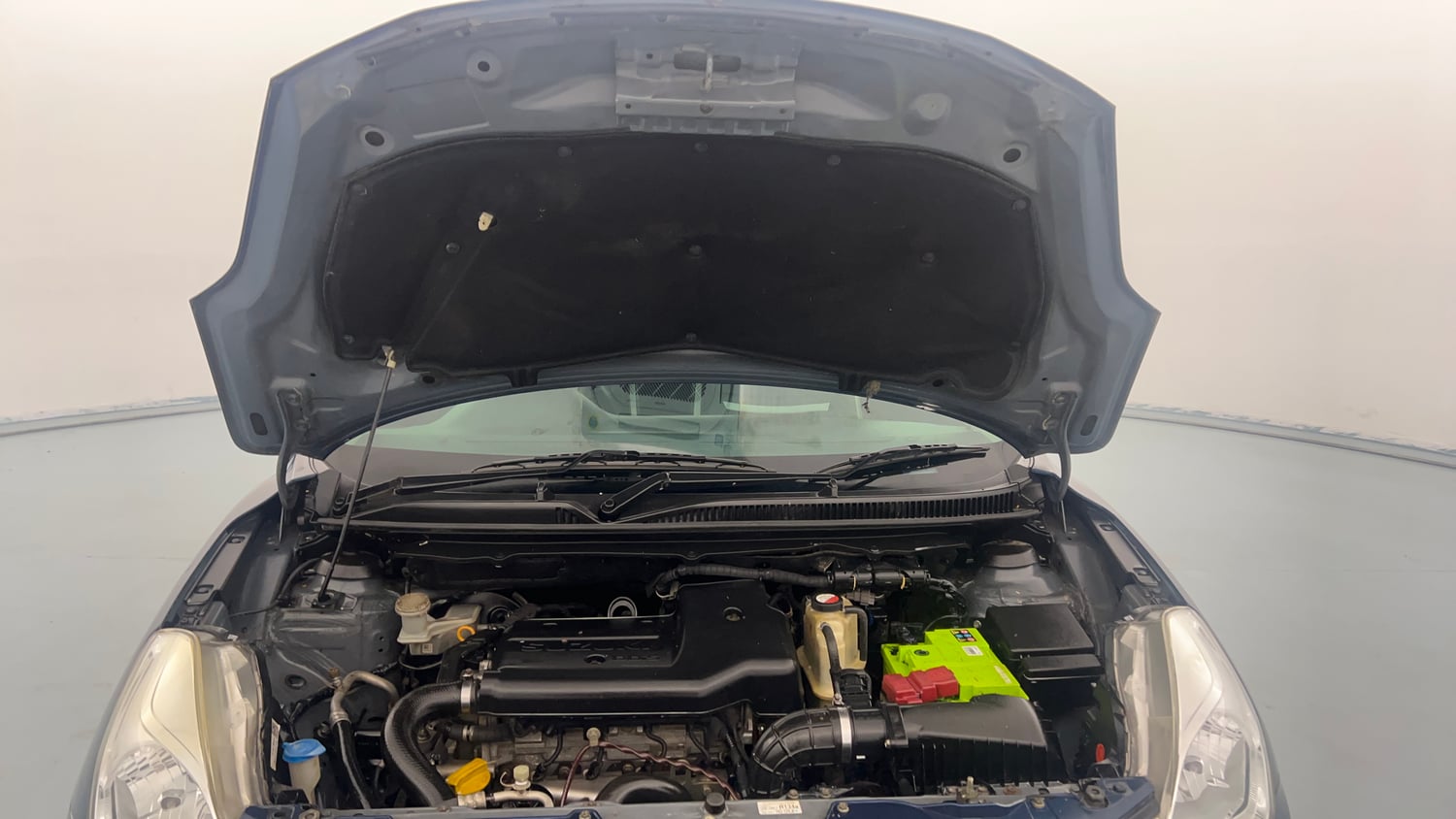 Used 2017 Maruti Suzuki Baleno Zeta 1.3 Diesel Manual engine ENGINE & BONNET OPEN FRONT VIEW