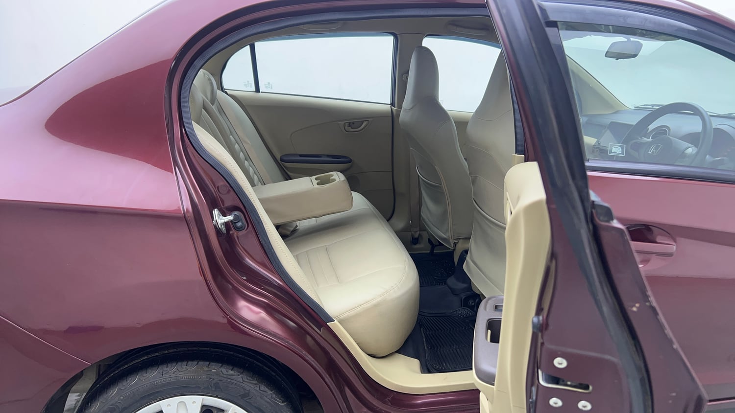 Used 2014 Honda Amaze 1.2 S AT i-VTEC Petrol Automatic interior RIGHT SIDE REAR DOOR CABIN VIEW