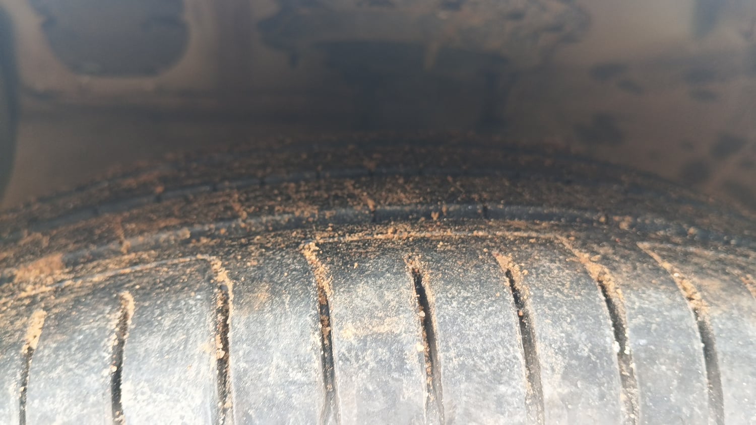 Used 2018 Hyundai Xcent SX Petrol Manual tyres LEFT FRONT TYRE TREAD VIEW