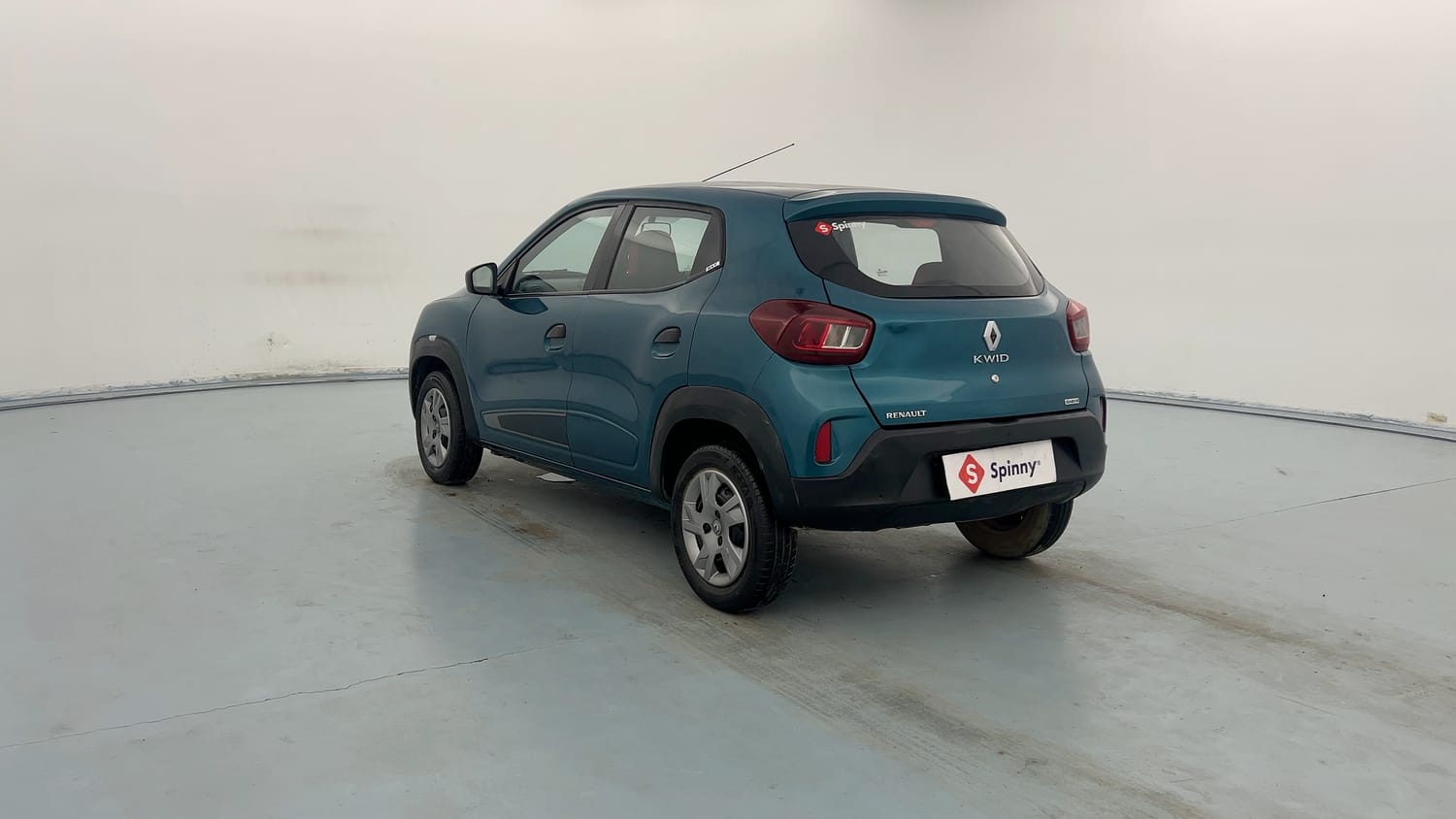 Used 2021 Renault Kwid RXT 1.0 AMT Opt Petrol Automatic exterior LEFT REAR CORNER VIEW