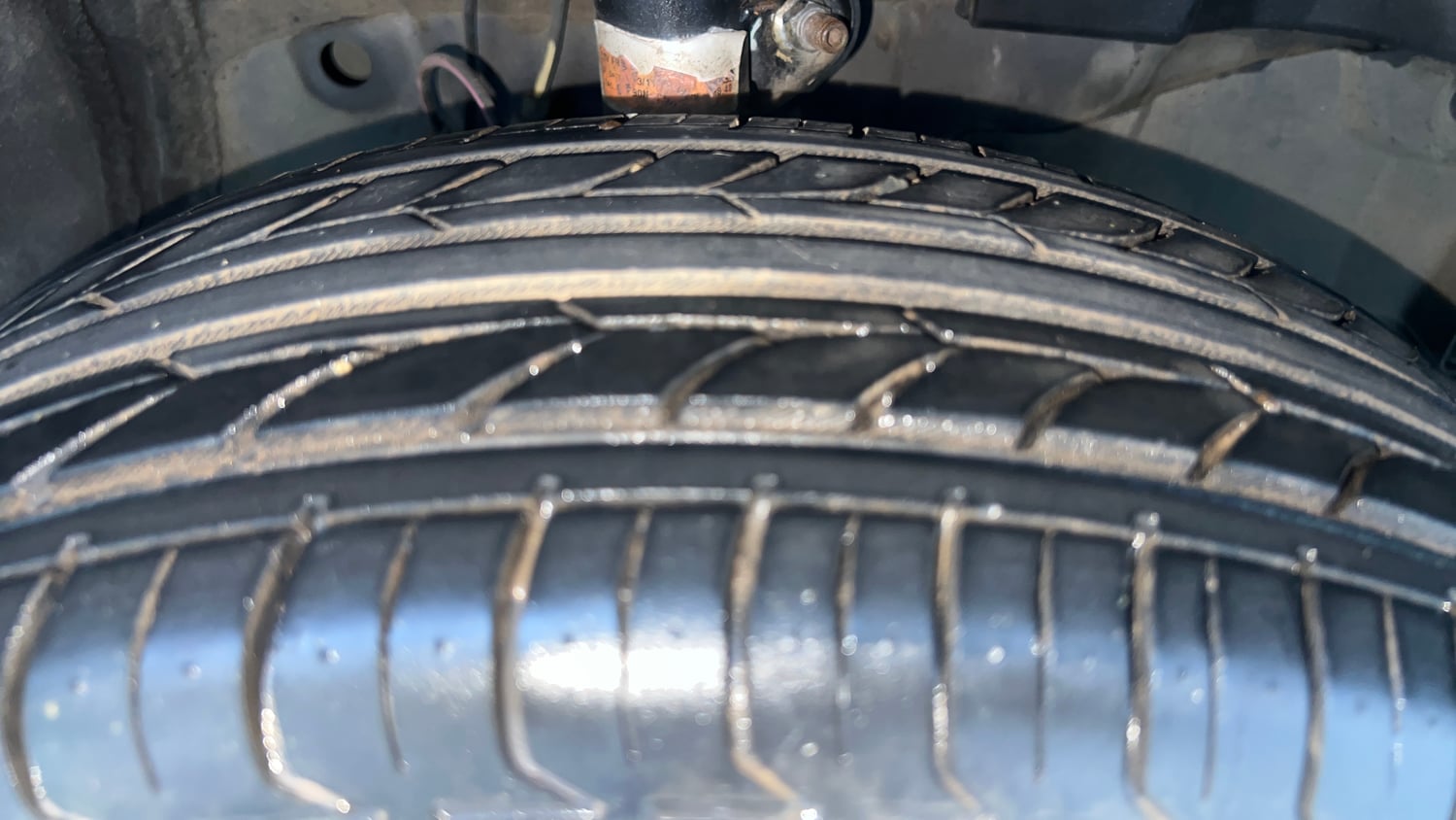 Used 2019 Honda Amaze 1.2 S MT Petrol Petrol Manual tyres RIGHT FRONT TYRE TREAD VIEW