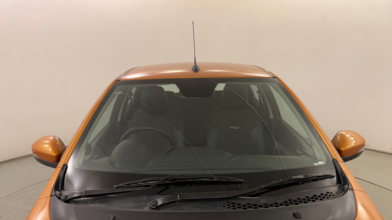 Used 2018 Tata Tiago Revotron XZ Petrol Manual exterior FRONT WINDSHIELD VIEW