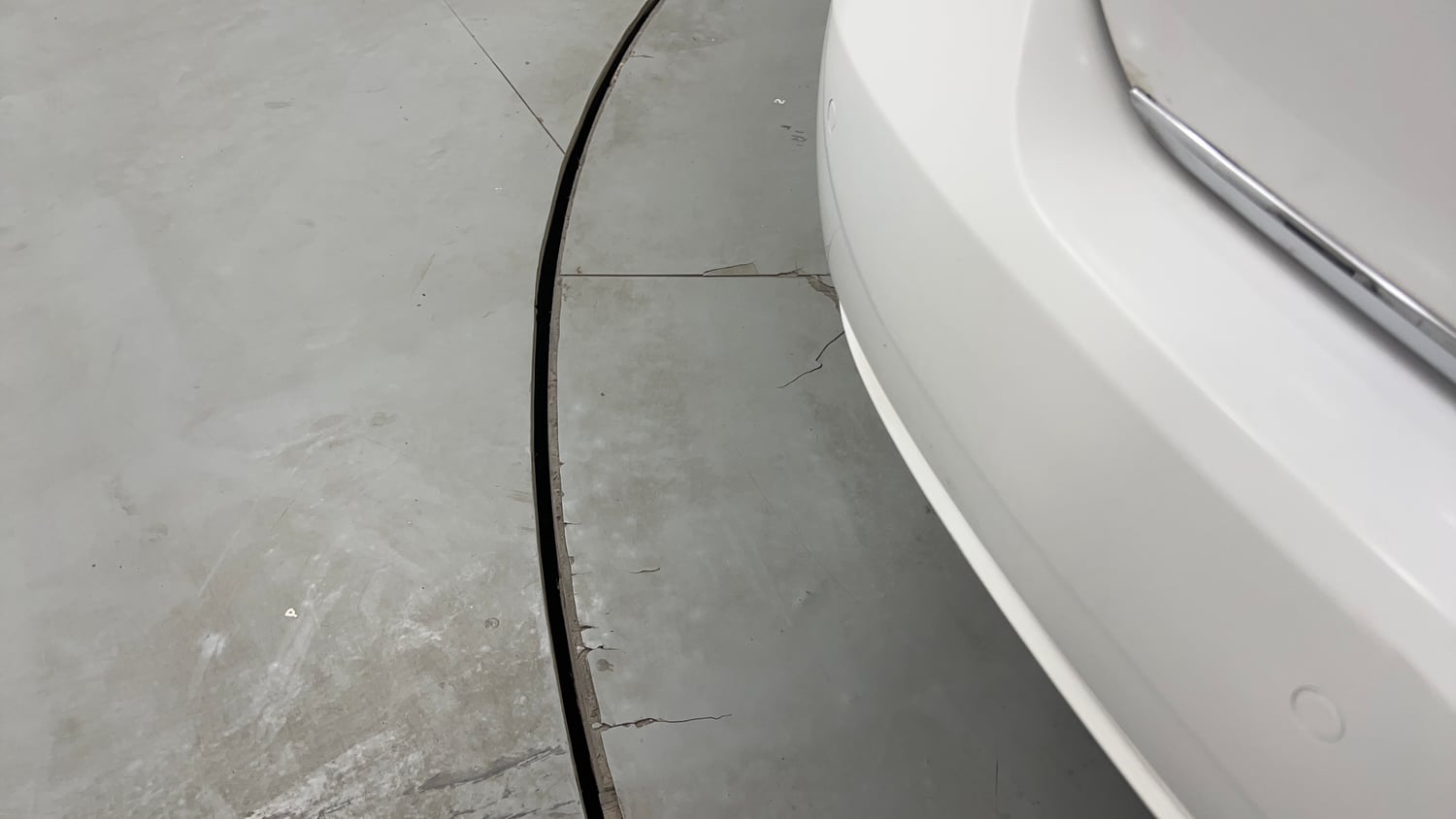 Used 2014 Volkswagen Vento Highline Petrol Petrol Manual dents MINOR SCRATCH
