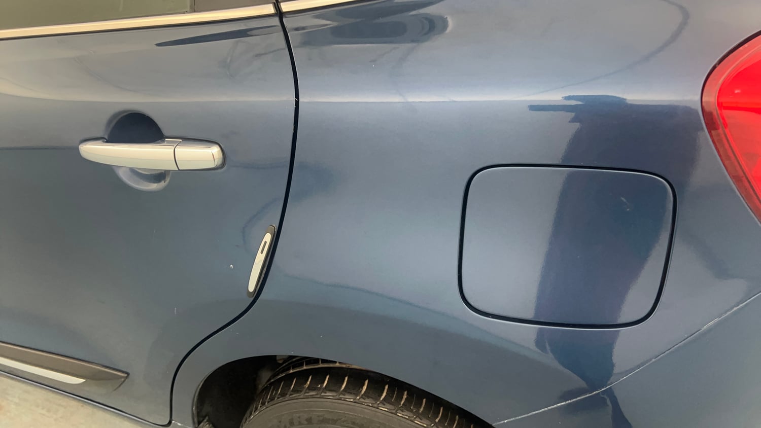 Used 2017 Maruti Suzuki Baleno Zeta 1.3 Diesel Manual dents MINOR DENT