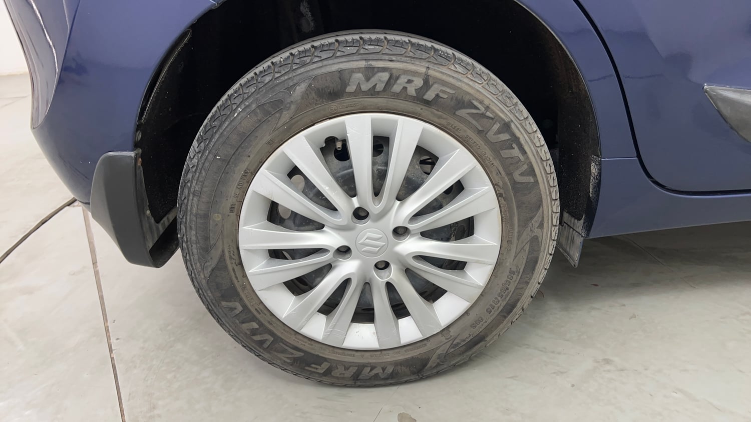 Used 2019 Maruti Suzuki Baleno Delta Petrol Manual tyres RIGHT REAR TYRE RIM VIEW