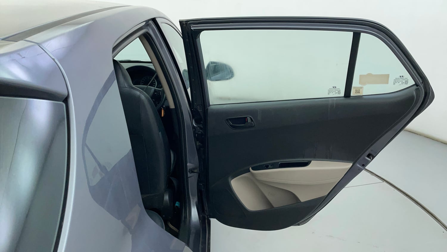 Used 2018 Hyundai Grand i10 Magna 1.2 Kappa VTVT Petrol Manual interior RIGHT REAR DOOR OPEN VIEW