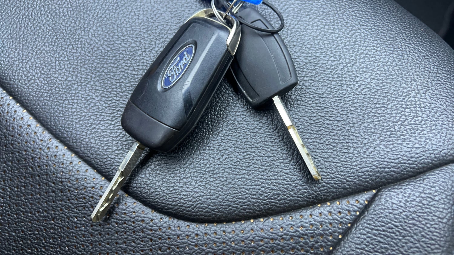 Used 2015 Ford Figo Titanium1.5 TDCi Diesel Manual extra CAR KEY VIEW