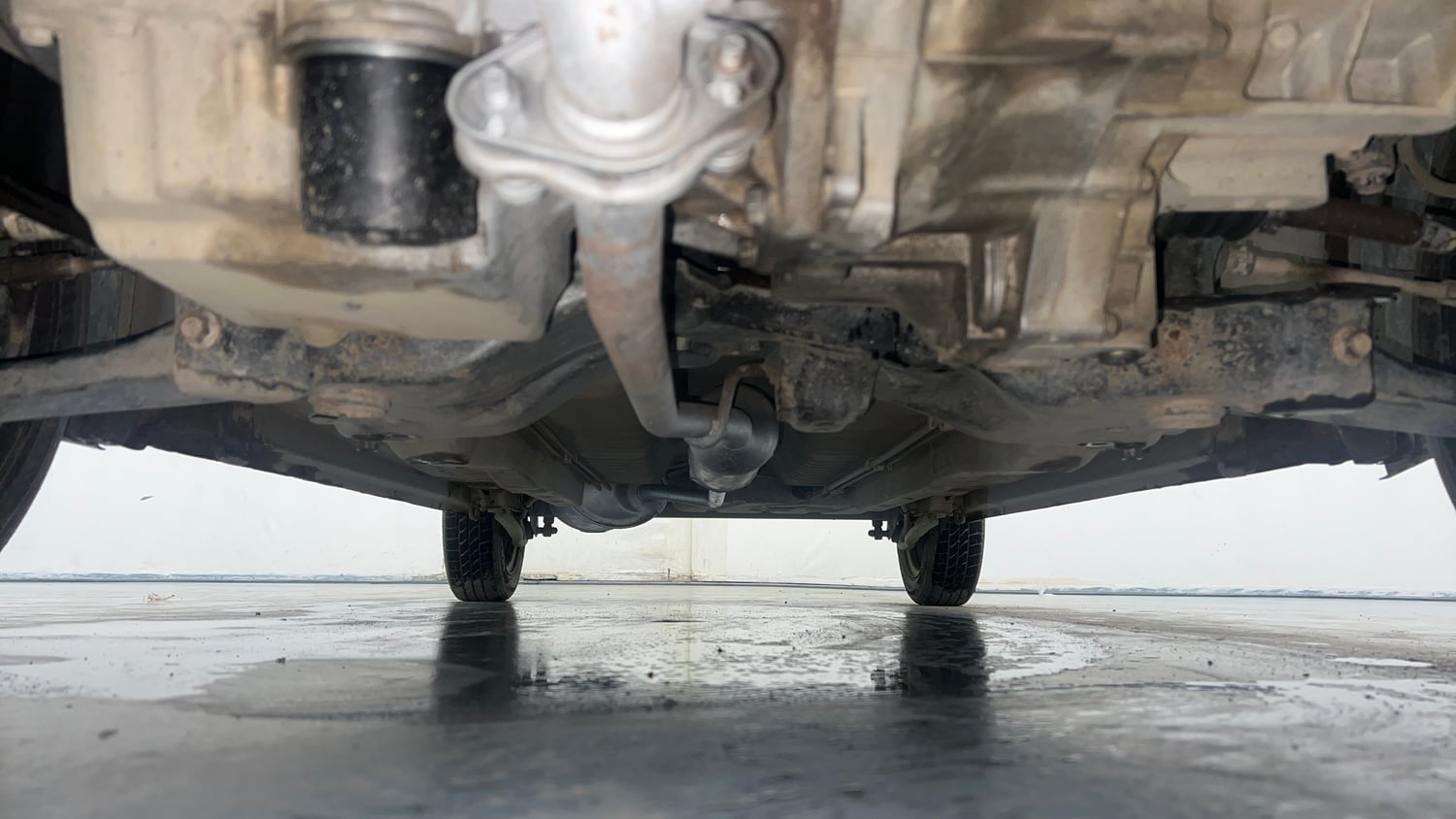 Used 2015 Maruti Suzuki Wagon R VXI Petrol Manual extra FRONT LEFT UNDERBODY VIEW