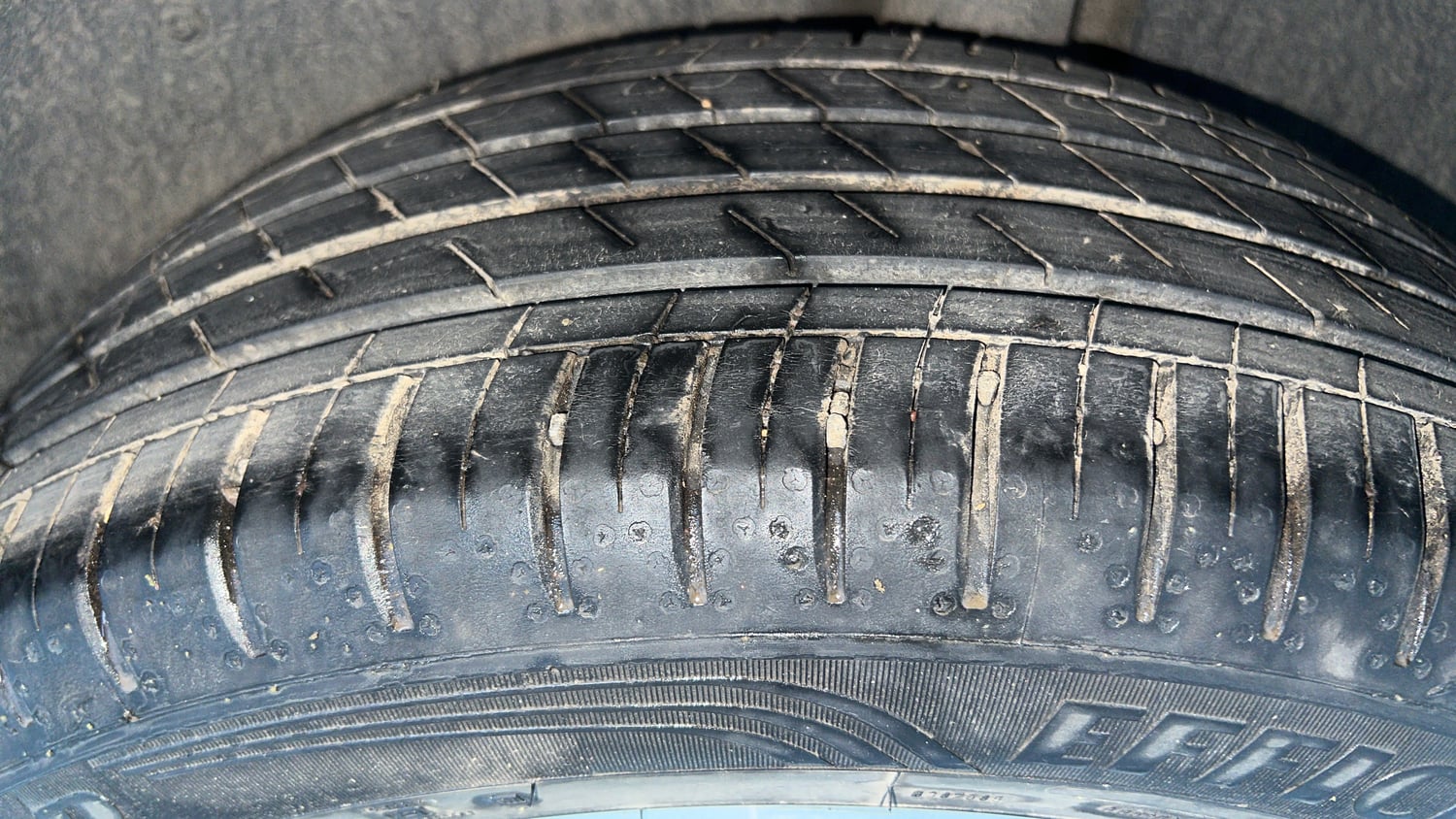 Used 2021 MG Motors Hector Sharp 1.5 Petrol Turbo DCT Petrol Automatic tyres LEFT REAR TYRE TREAD VIEW
