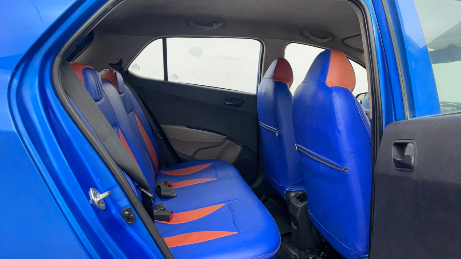 Used 2018 Hyundai Grand i10 Magna AT 1.2 Kappa VTVT Petrol Automatic interior RIGHT SIDE REAR DOOR CABIN VIEW
