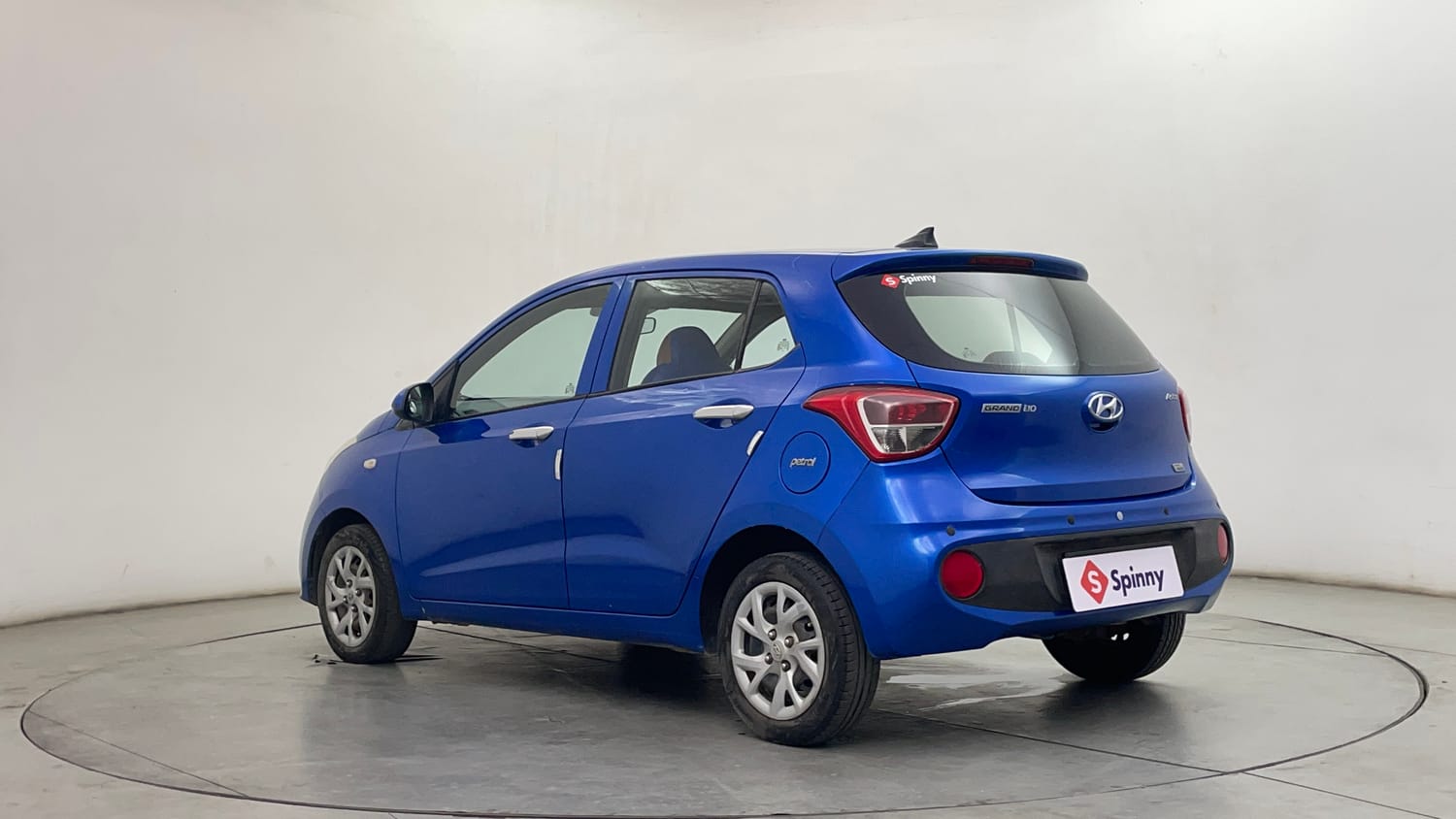 Used 2018 Hyundai Grand i10 Magna AT 1.2 Kappa VTVT Petrol Automatic exterior LEFT REAR CORNER VIEW