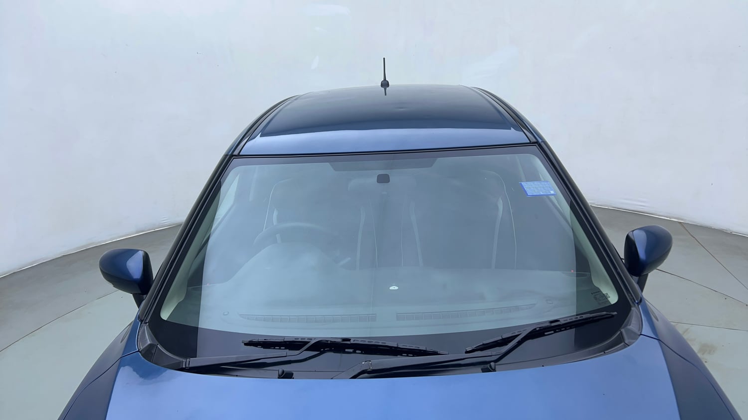 Used 2018 Maruti Suzuki Baleno Delta 1.2 Petrol Manual exterior FRONT WINDSHIELD VIEW