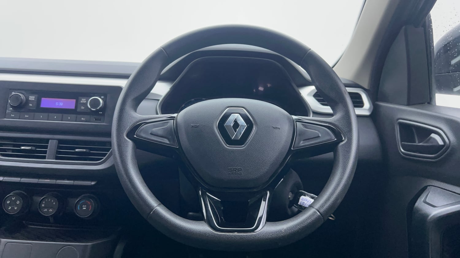 Used 2021 Renault Kiger RXL MT Petrol Manual interior STEERING VIEW