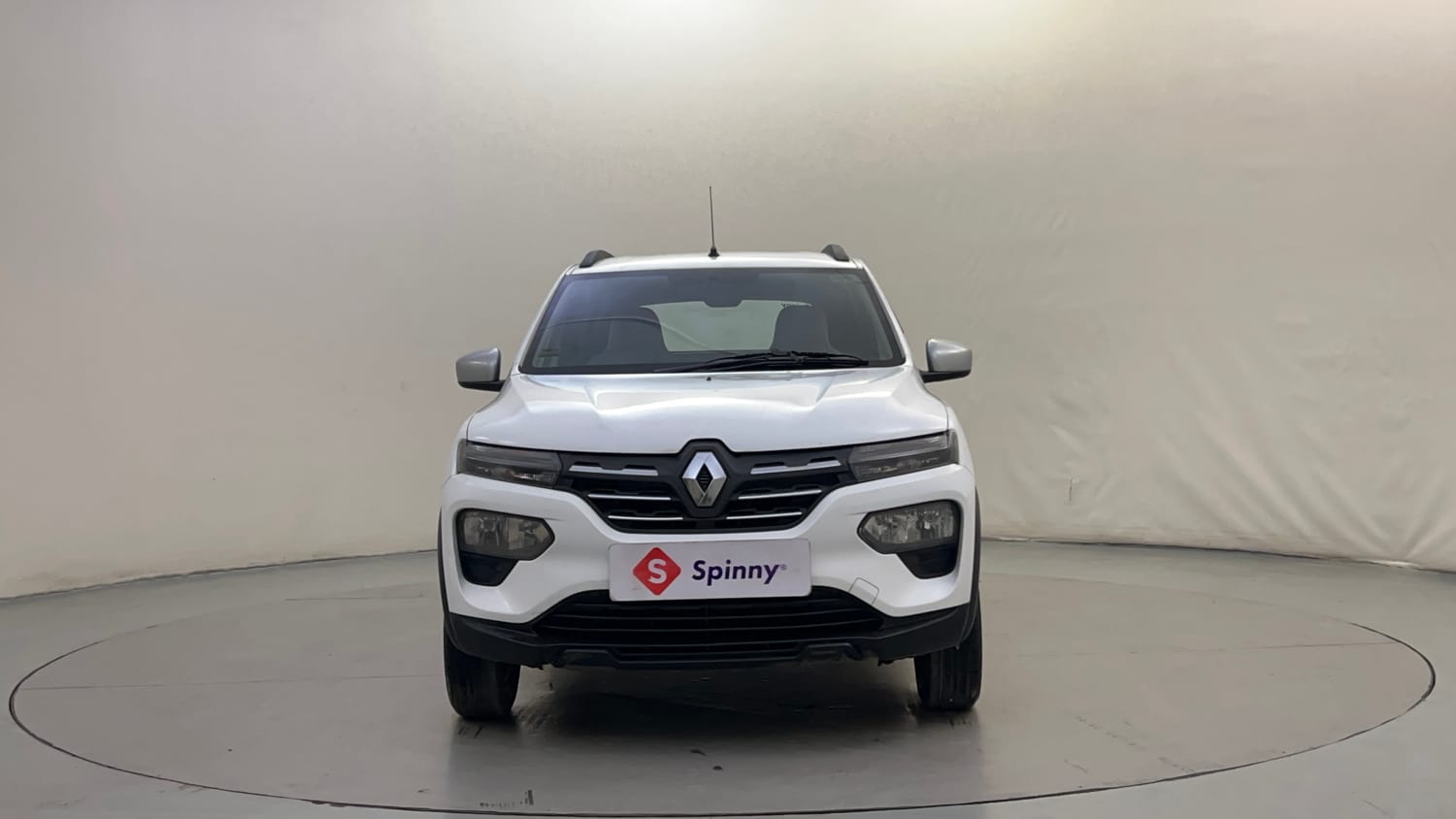 Used 2022 Renault Kwid RXT 1.0 Petrol Manual exterior FRONT VIEW