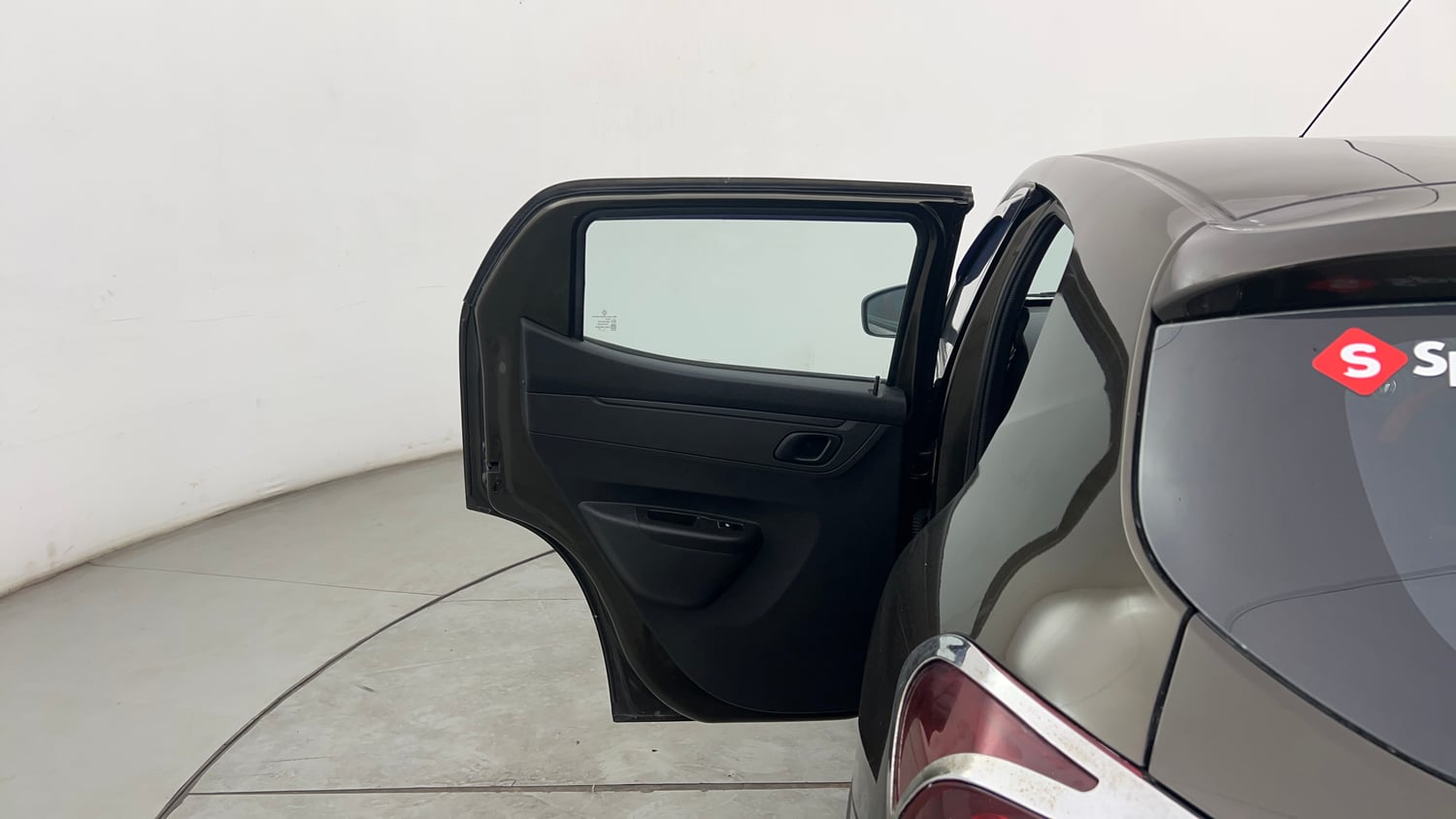 Used 2021 Renault Kwid RXT 1.0 (O) Petrol Manual interior LEFT REAR DOOR OPEN VIEW