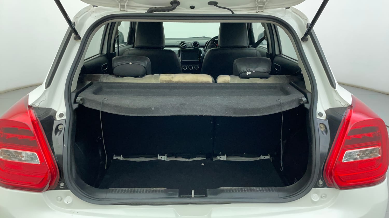 Used 2019 Maruti Suzuki Swift ZXi Plus AMT Petrol Automatic interior DICKY INSIDE VIEW