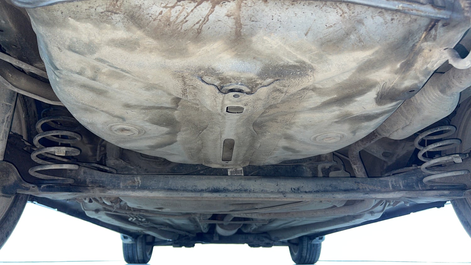 Used 2017 Maruti Suzuki Baleno Zeta 1.2 AT Petrol Automatic extra REAR UNDERBODY VIEW (TAKEN FROM REAR)