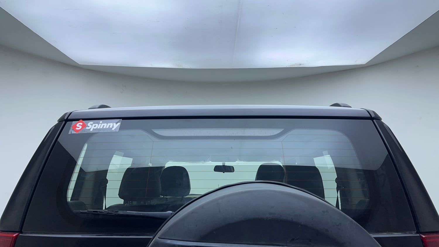Used 2016 Mahindra TUV300 T8 Diesel Manual exterior BACK WINDSHIELD VIEW