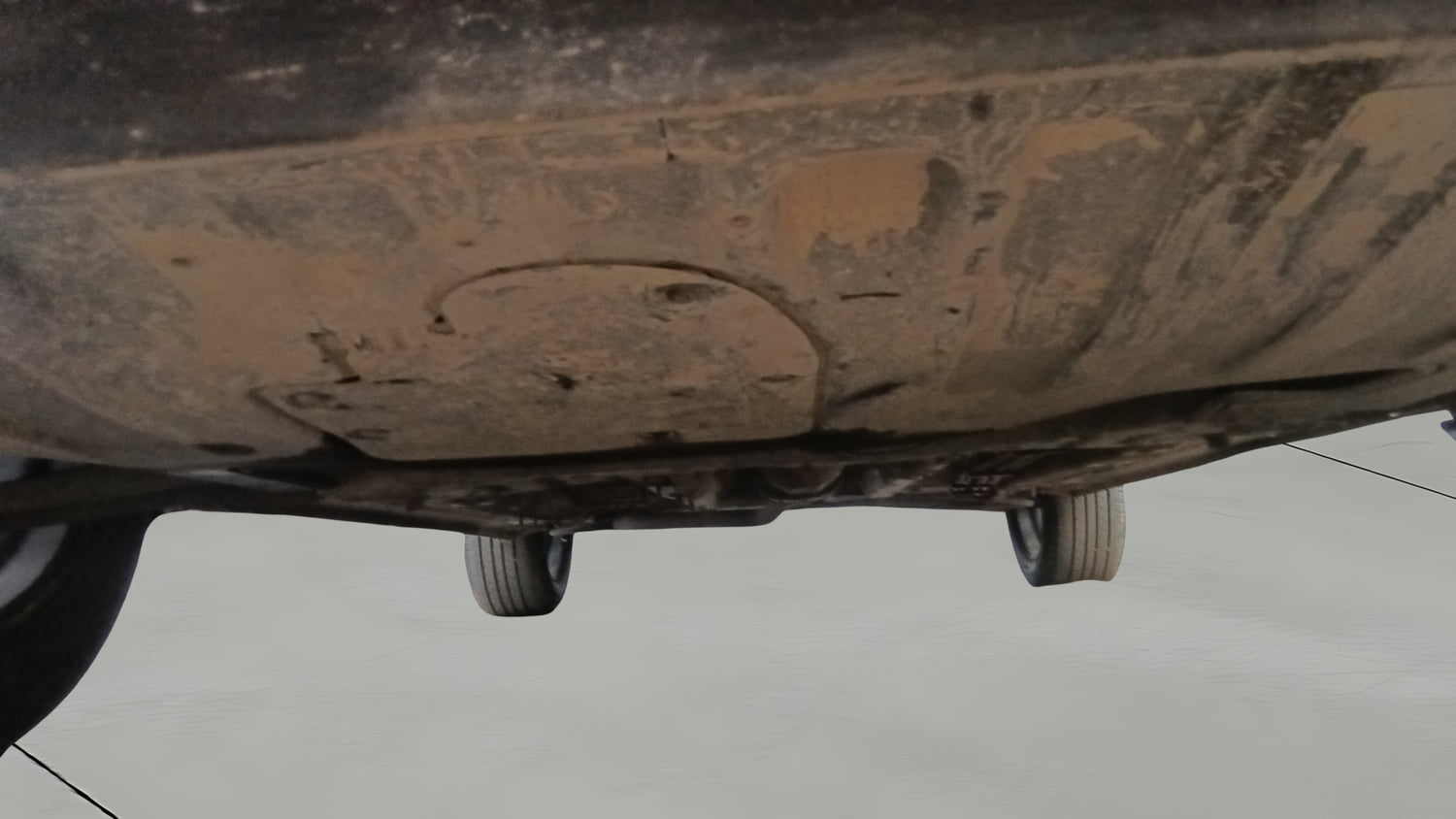 Used 2025 Kia Sonet HTK Plus (O) 1.2 Petrol MT Petrol Manual extra FRONT LEFT UNDERBODY VIEW