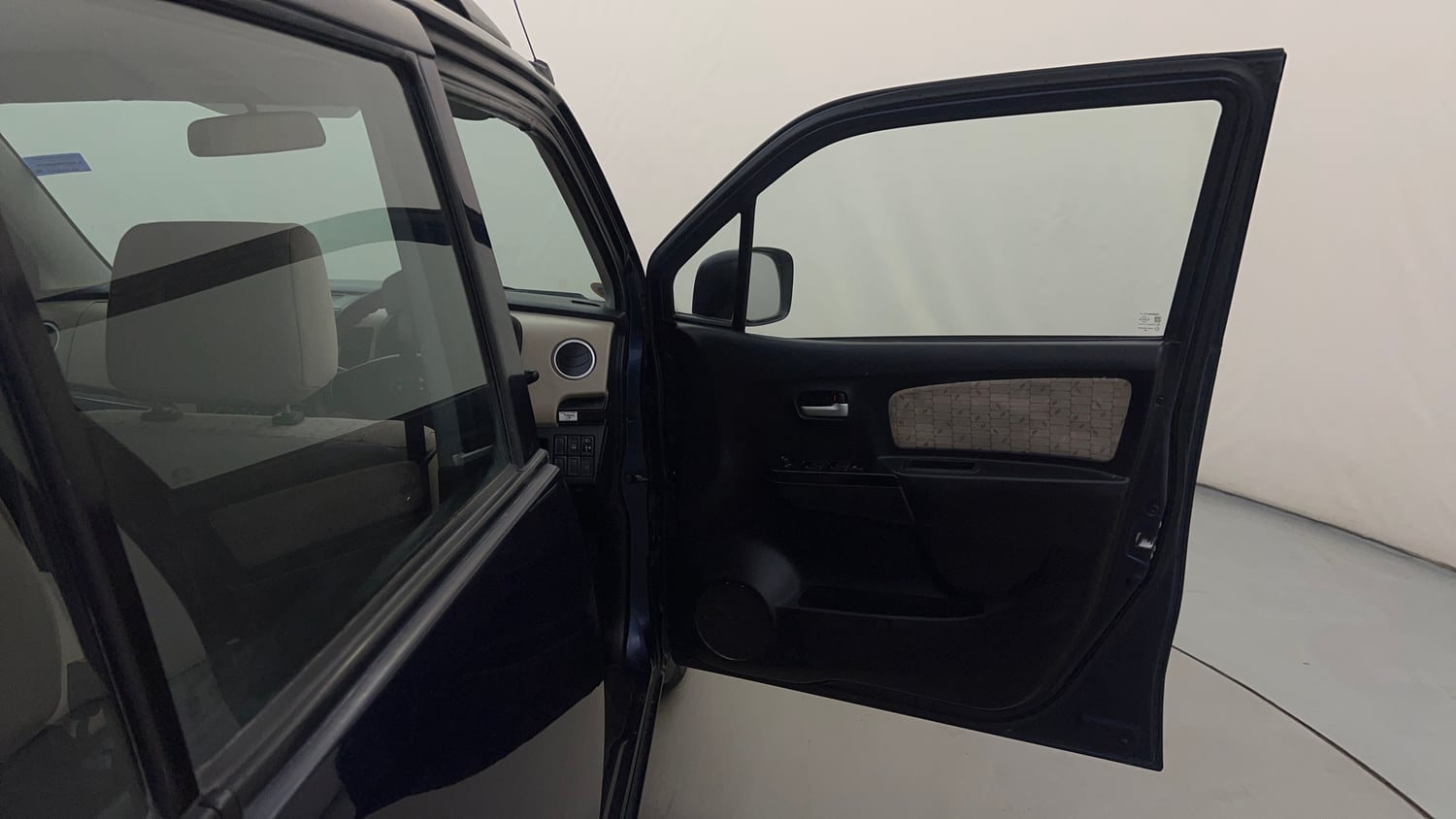 Used 2017 Maruti Suzuki Wagon R 1.0 VXI AMT Petrol Automatic interior RIGHT FRONT DOOR OPEN VIEW
