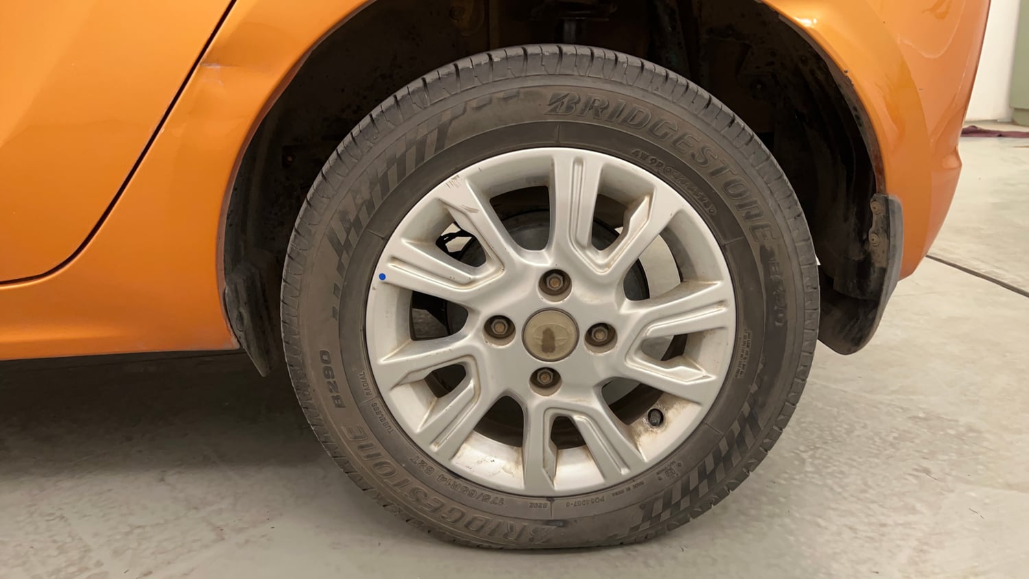 Used 2018 Tata Tiago Revotron XZ Petrol Manual tyres LEFT REAR TYRE RIM VIEW